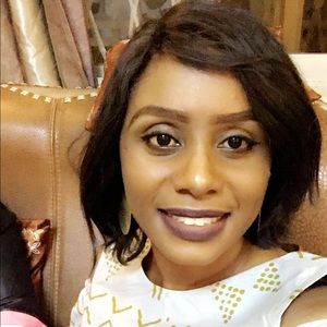 Meet your Posher, Bintou